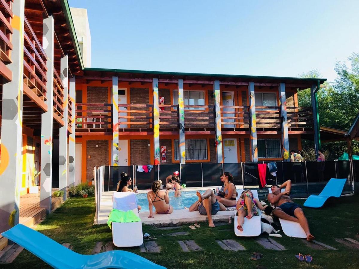 Eiru Hostel Santa Rosa de Calamuchita Exteriör bild